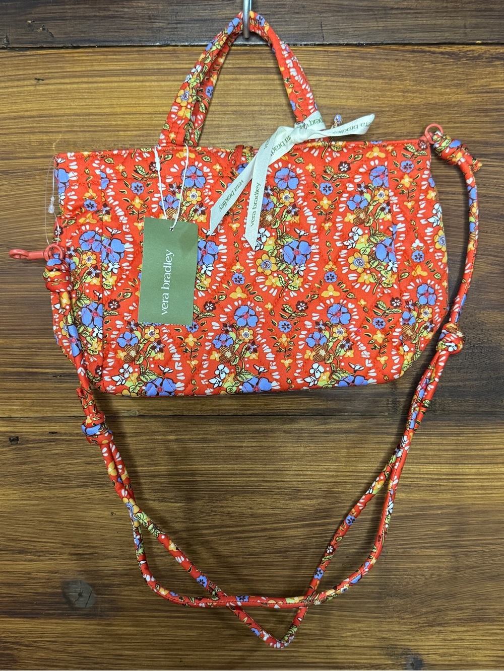 NWT Vera Bradley Mini Hathaway Tote in Garden Paisley - Picture 2 of 6